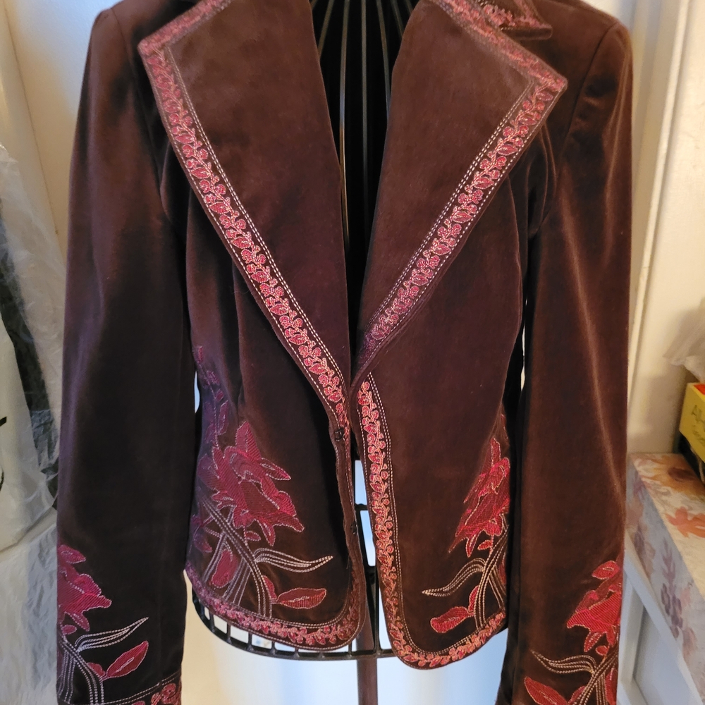 Peter Nygard Brown Blazer with Red Embroidery